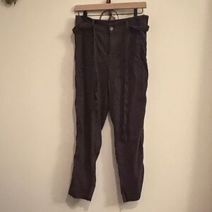 Grey women’s linen pants